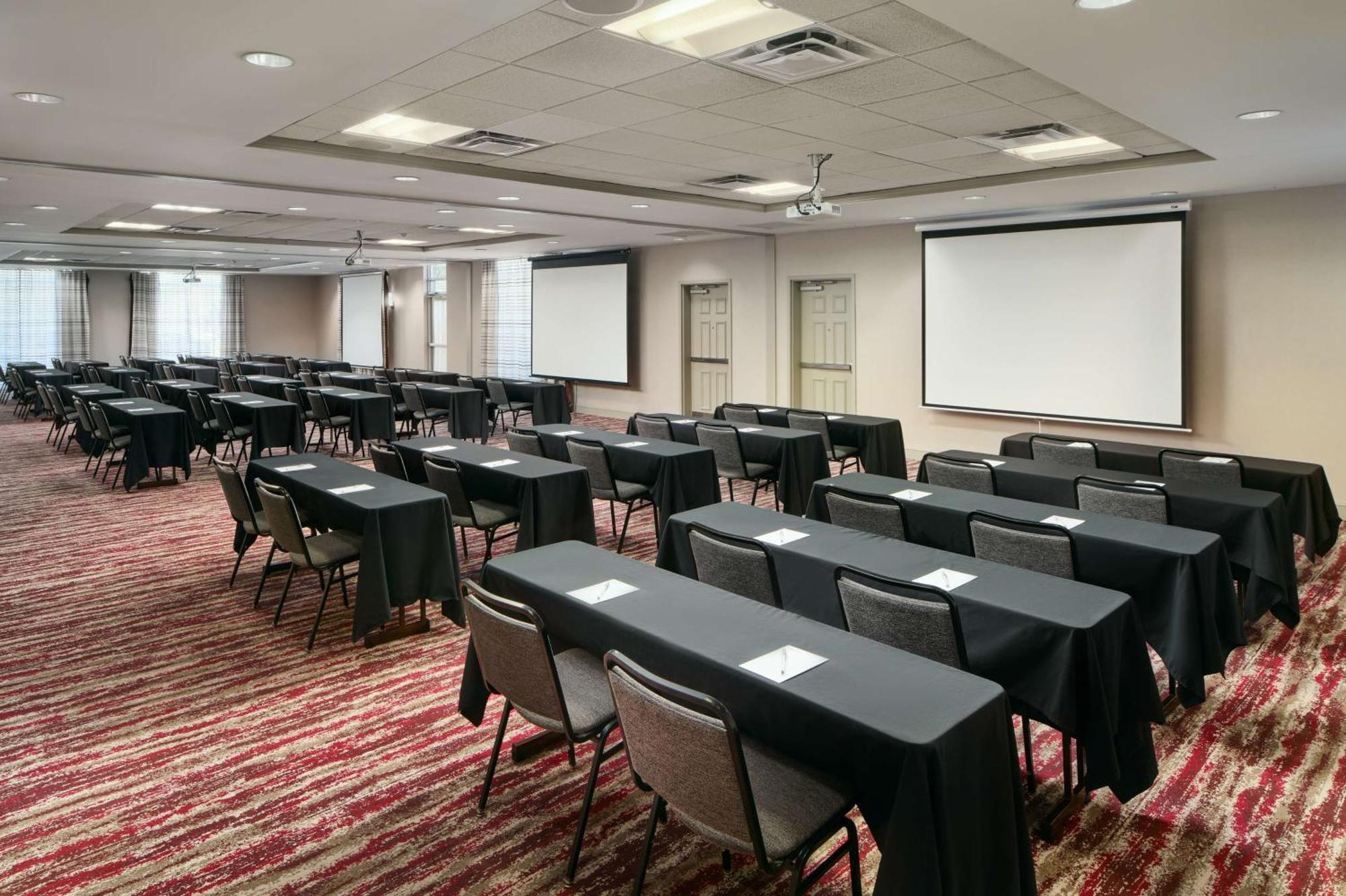 Hilton Garden Inn Schaumburg Esterno foto