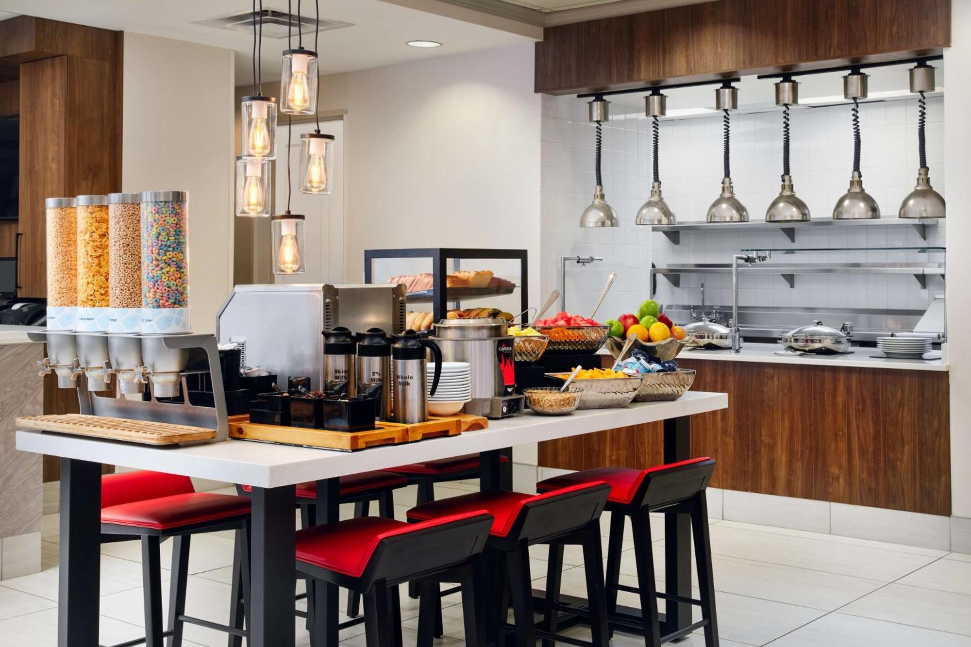 Hilton Garden Inn Schaumburg Esterno foto